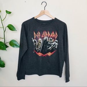 Def Leppard Gray Long Sleeve Shirt Size Large